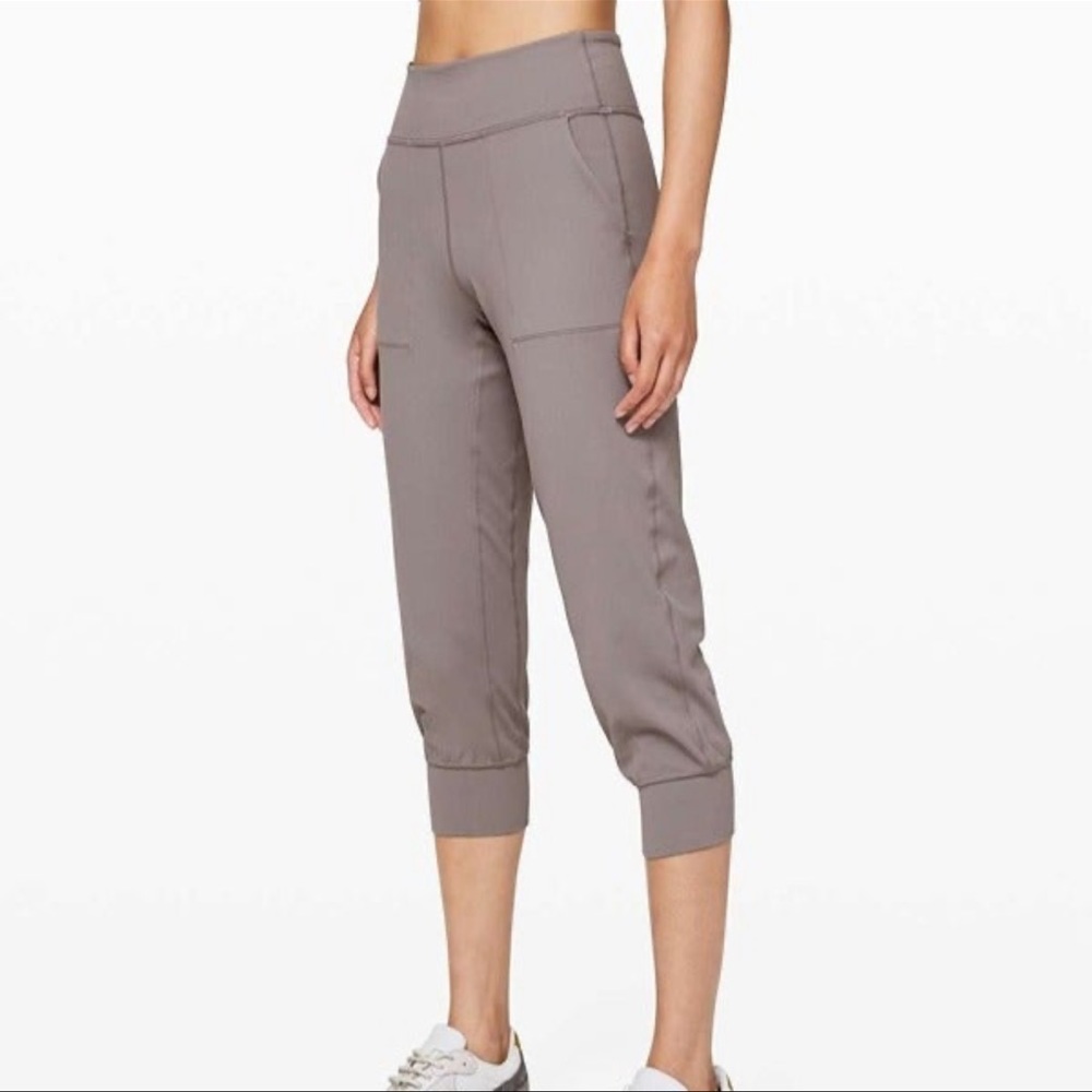 lululemon athletica Gray Cropped Joggers